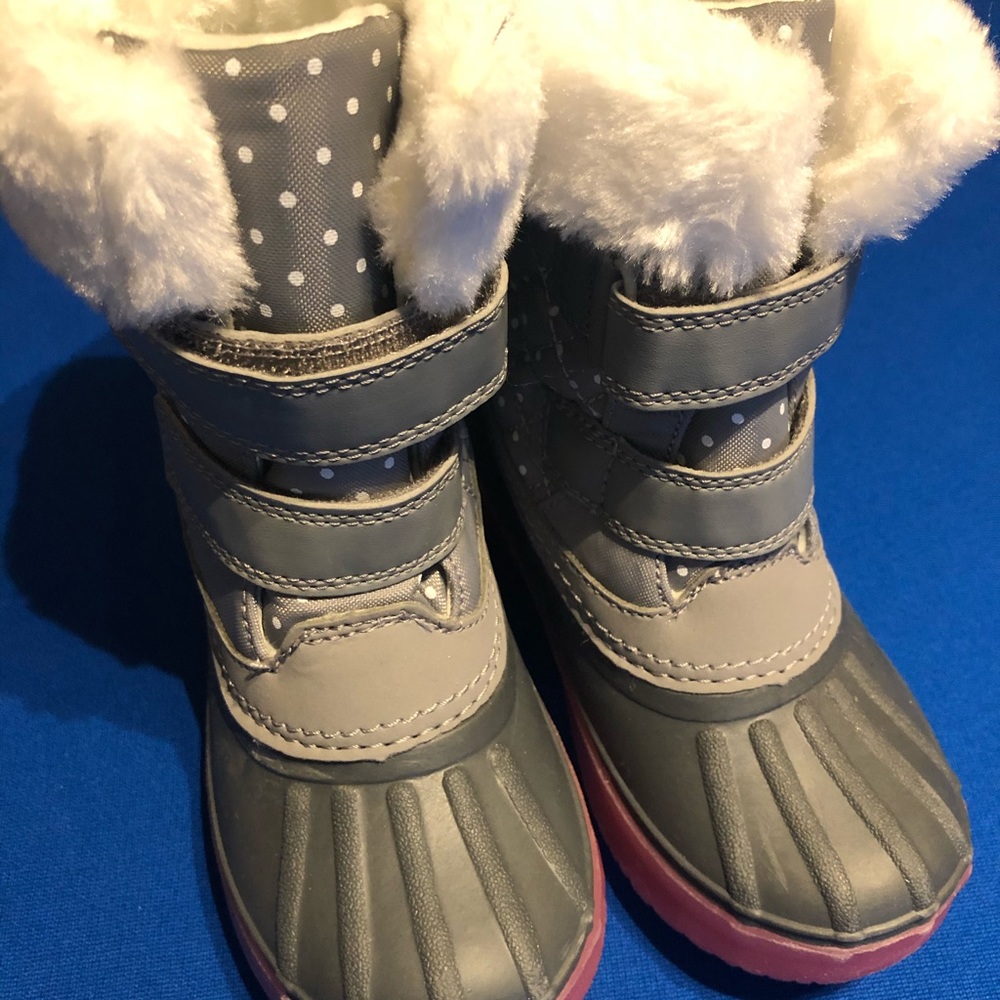 Carter’s Boot🧊 - Picture 2 of 3